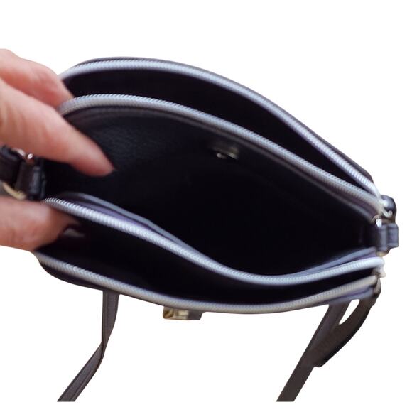 Kenneth Cole Reaction Gray Vegan Leather Crossbody Bag Small Purse w/ Lock Charm - Picture 8 of 13